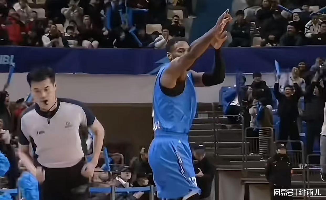 开云体育APP-恭喜威姆斯！正式升任教练一职，未来有望执教广东队？